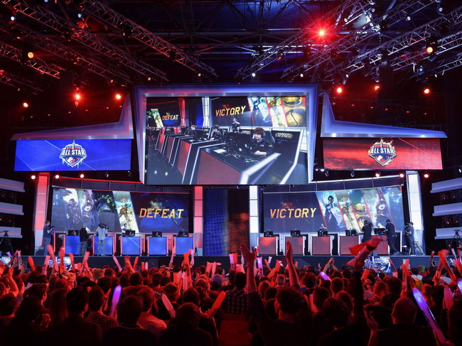 钦元兰博炙热烧烤 硕硕莉莉娅猛爆宸宇 icon队1-0Cat队